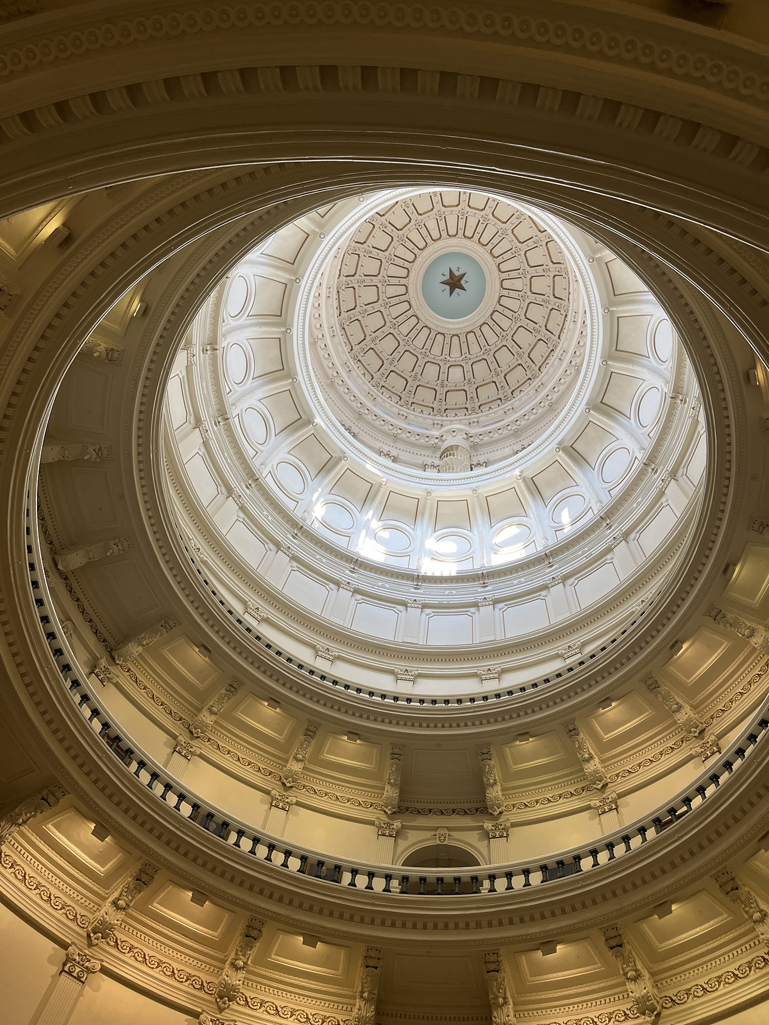 Texas state capitol rotunda dome