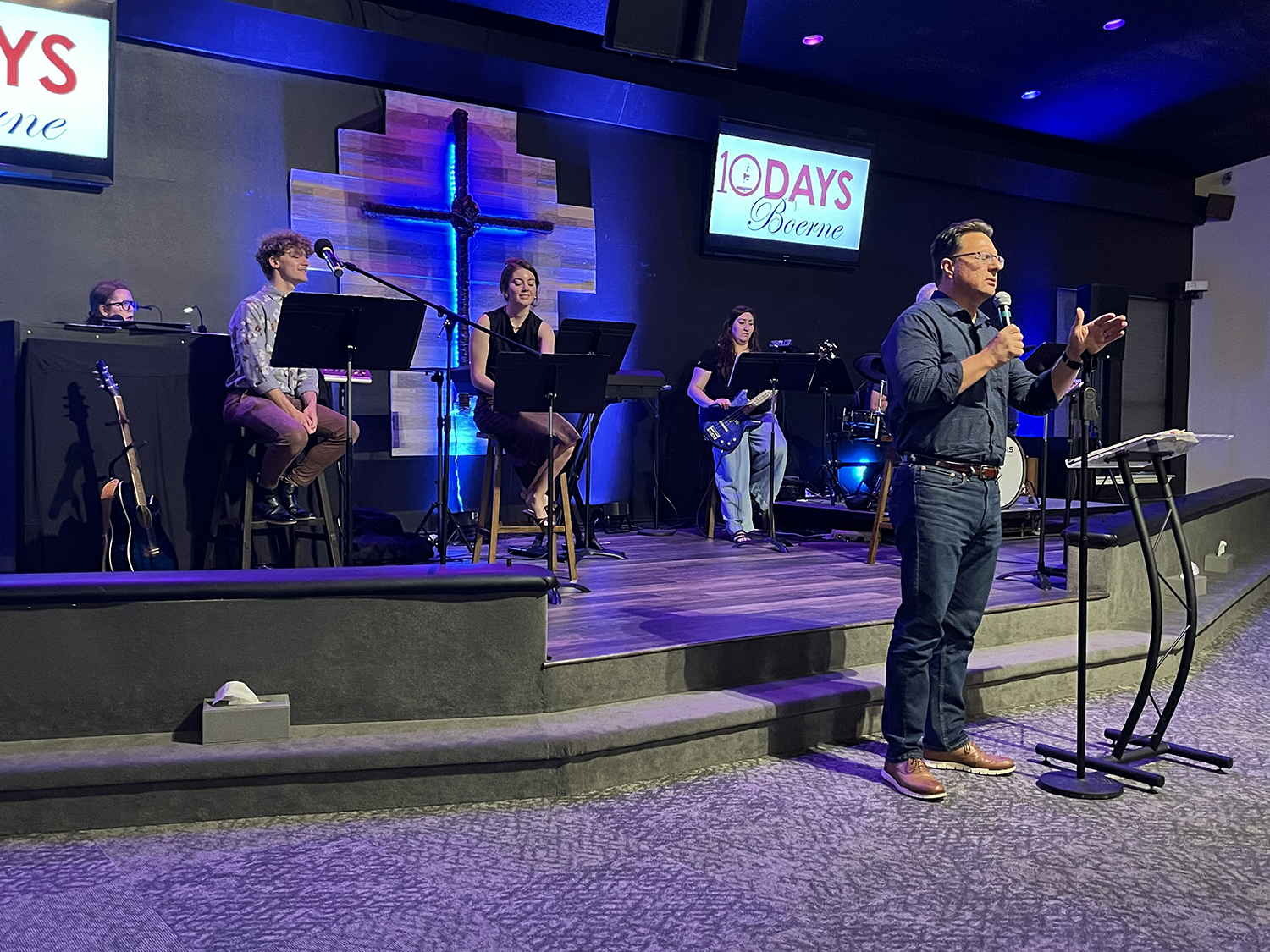 Pastor Mark continues in prayer